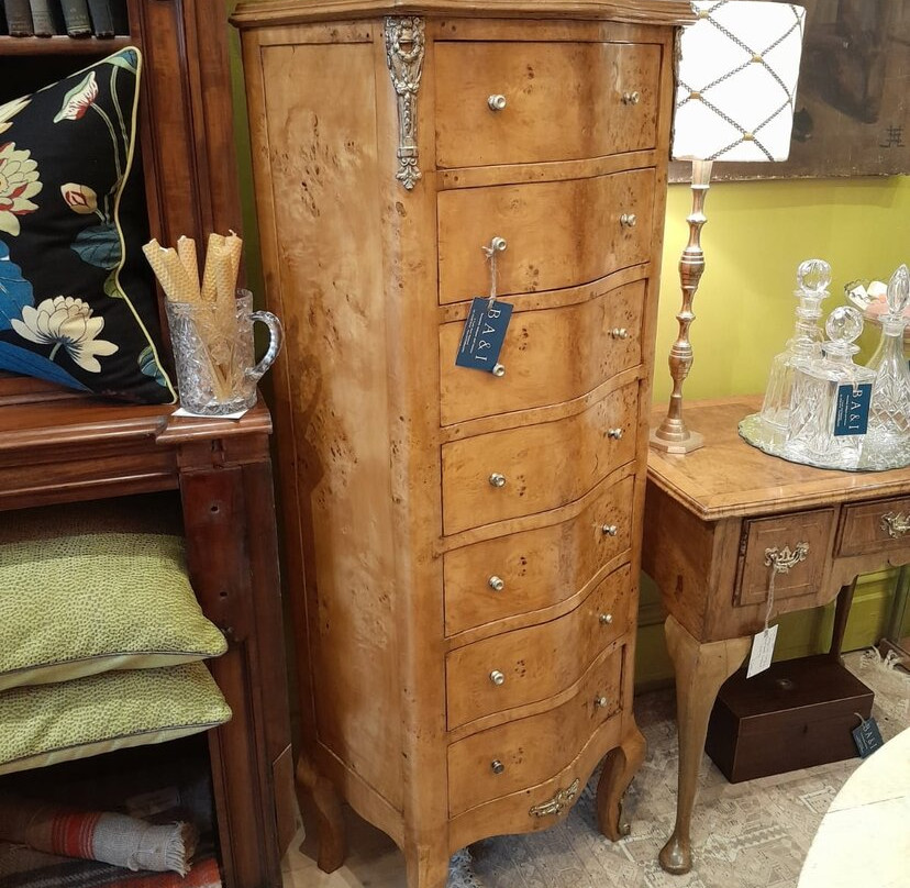 Beaumaris Antiques And Interiors-Beaumaris必去景点
