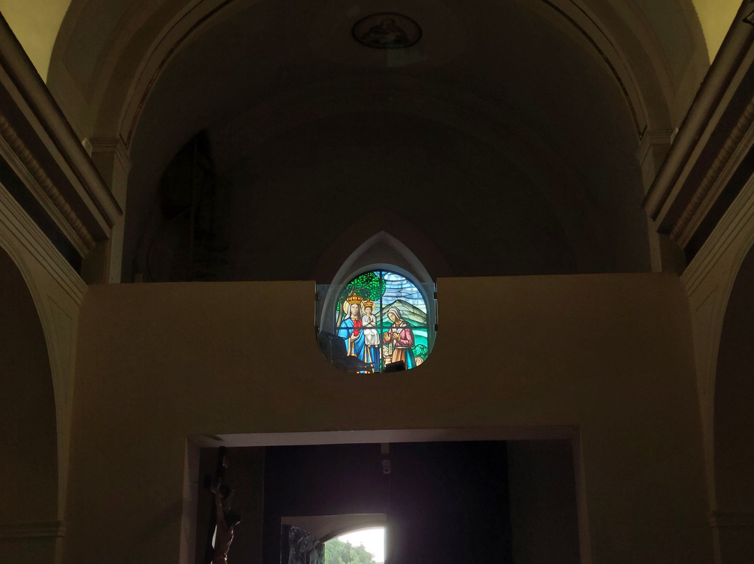 Santuario Santa Maria del Lauro景点图片