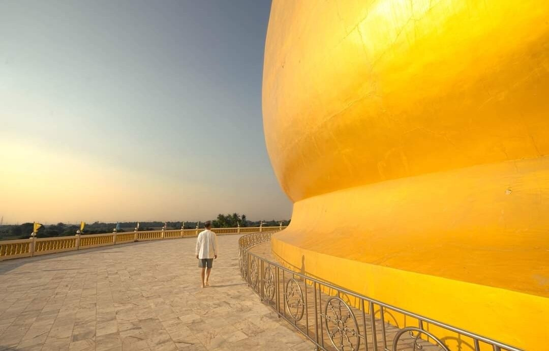 Wat Muang-红统必去景点