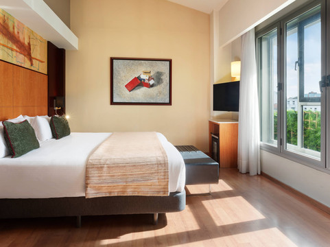 布鲁塞尔加泰罗尼亚酒店主图