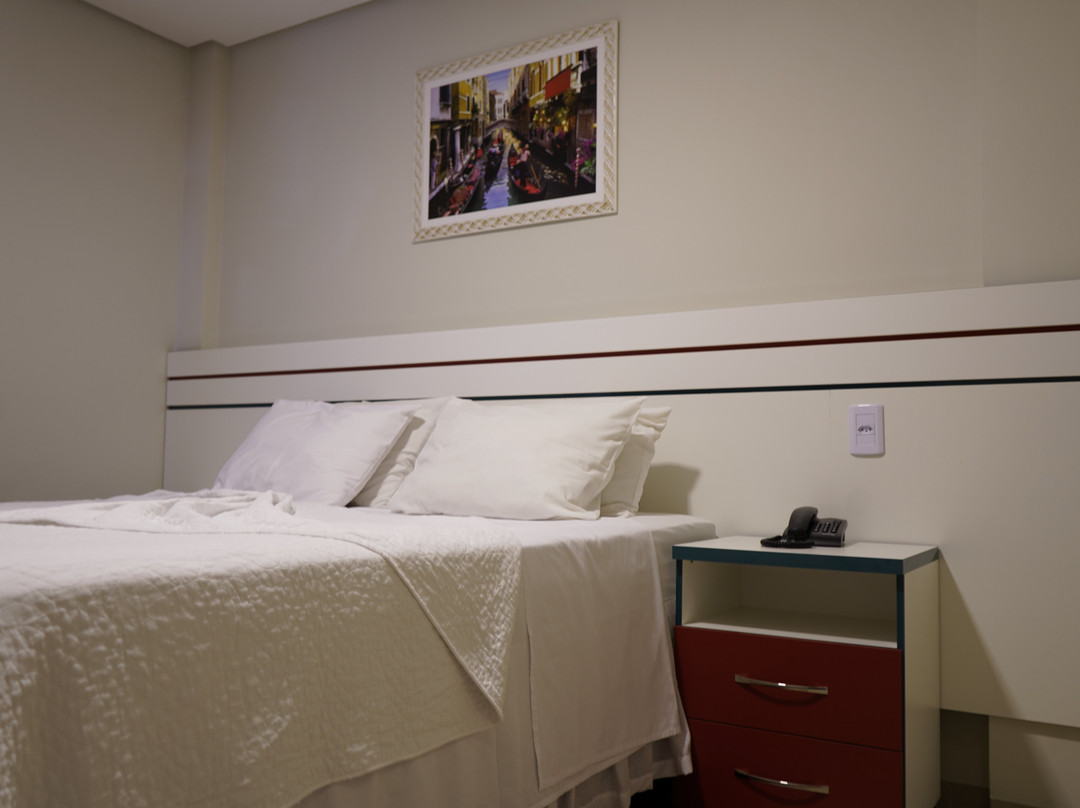 Pak Suites Hotel主图