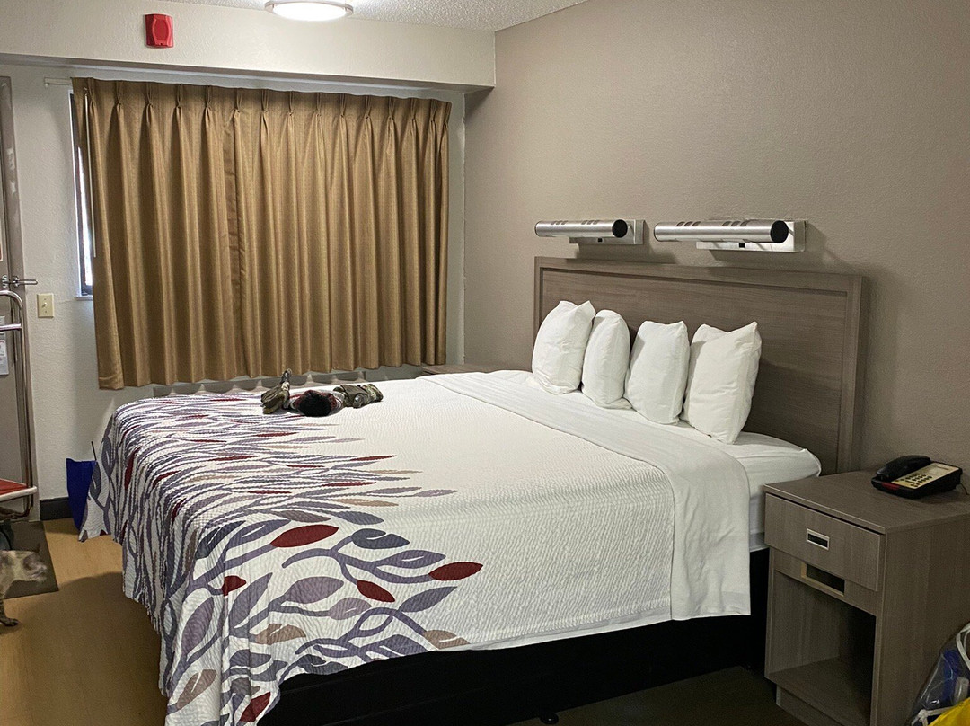 米尔福德红顶客栈主图