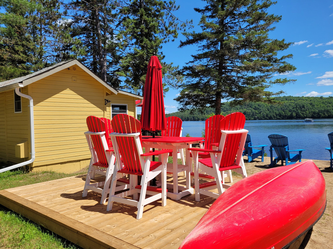 White Pine Cottages On Lake St. Peter