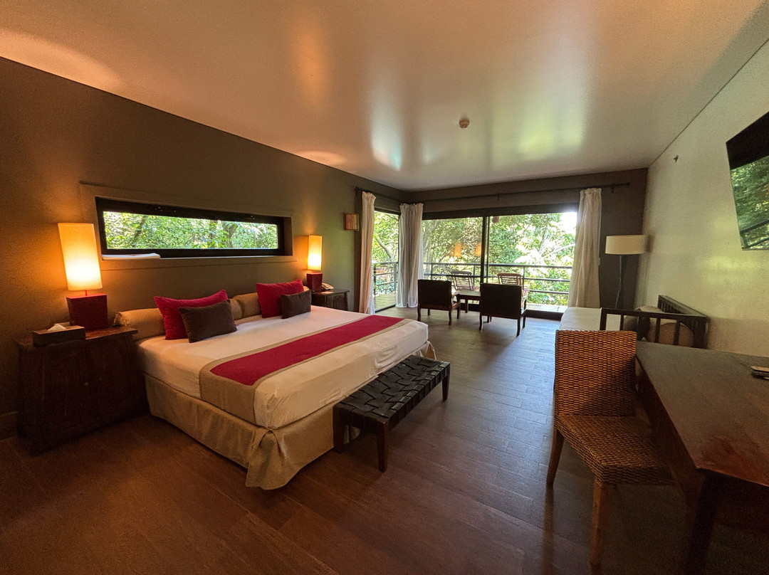 伊瓜苏套房酒店主图