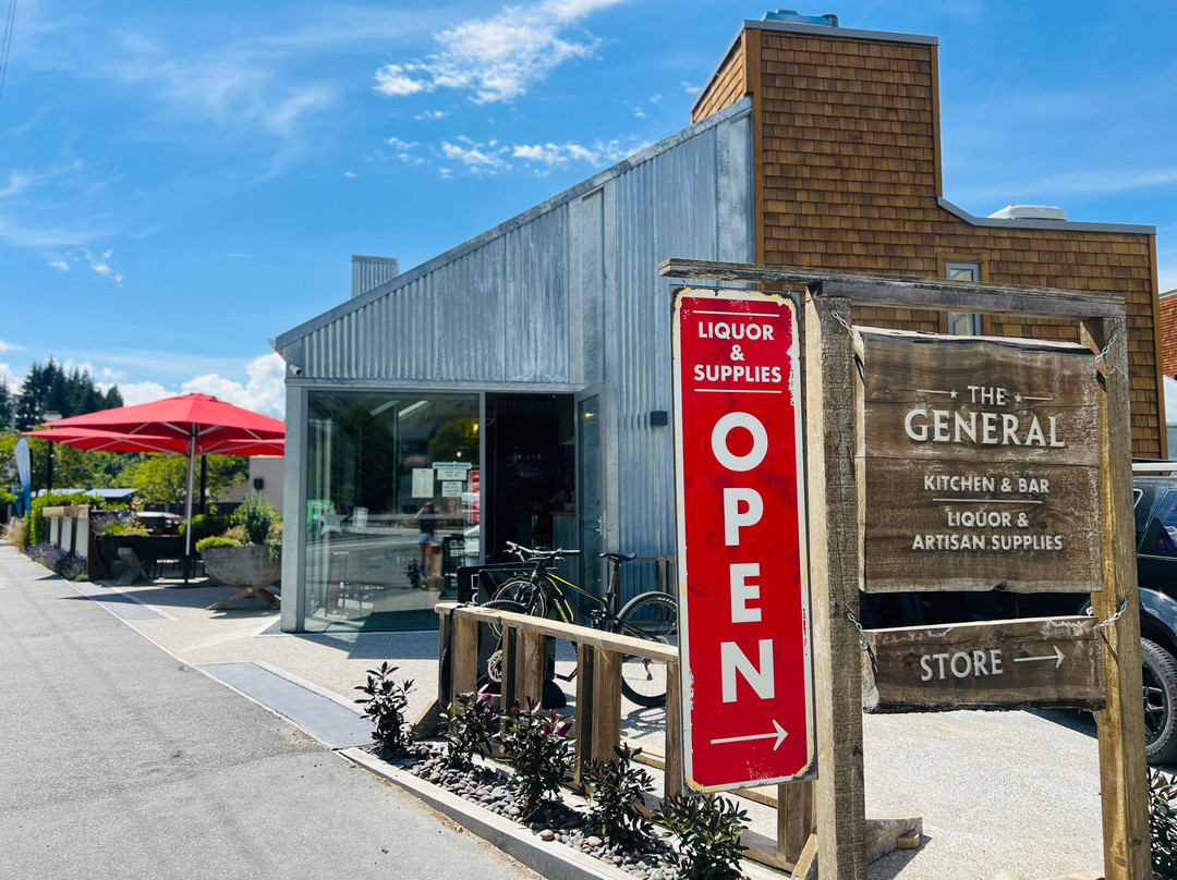 The General Kitchen & Bar