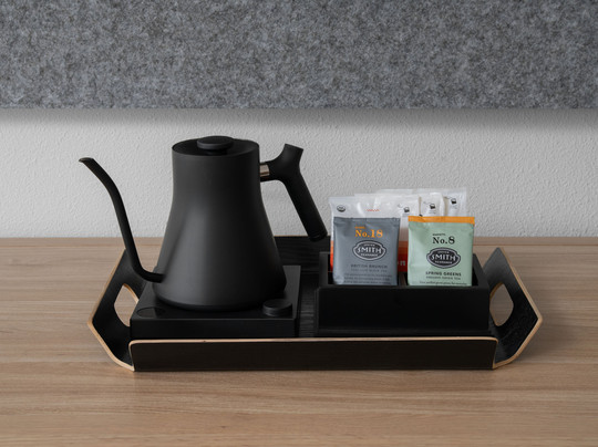 山谷河流旅馆主图