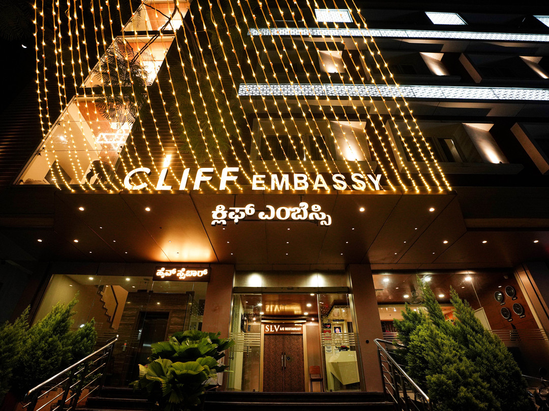 Cliff Embassy Banquet and Suites