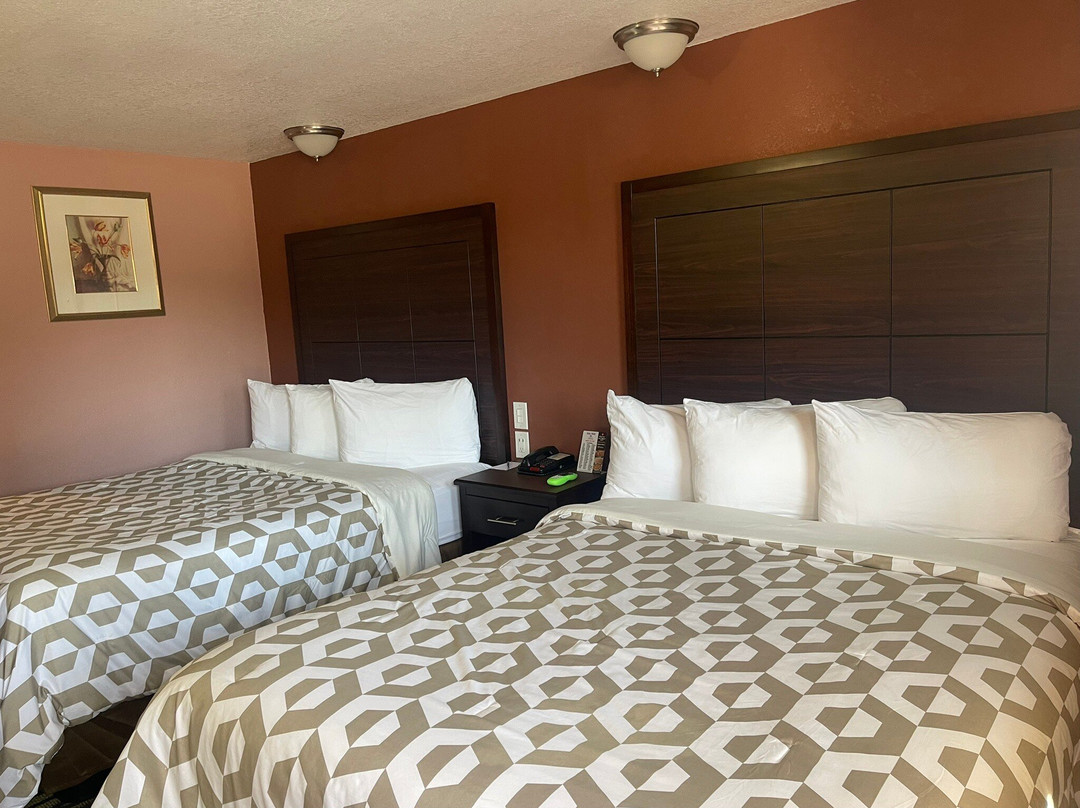 Annie Oakley Motel主图