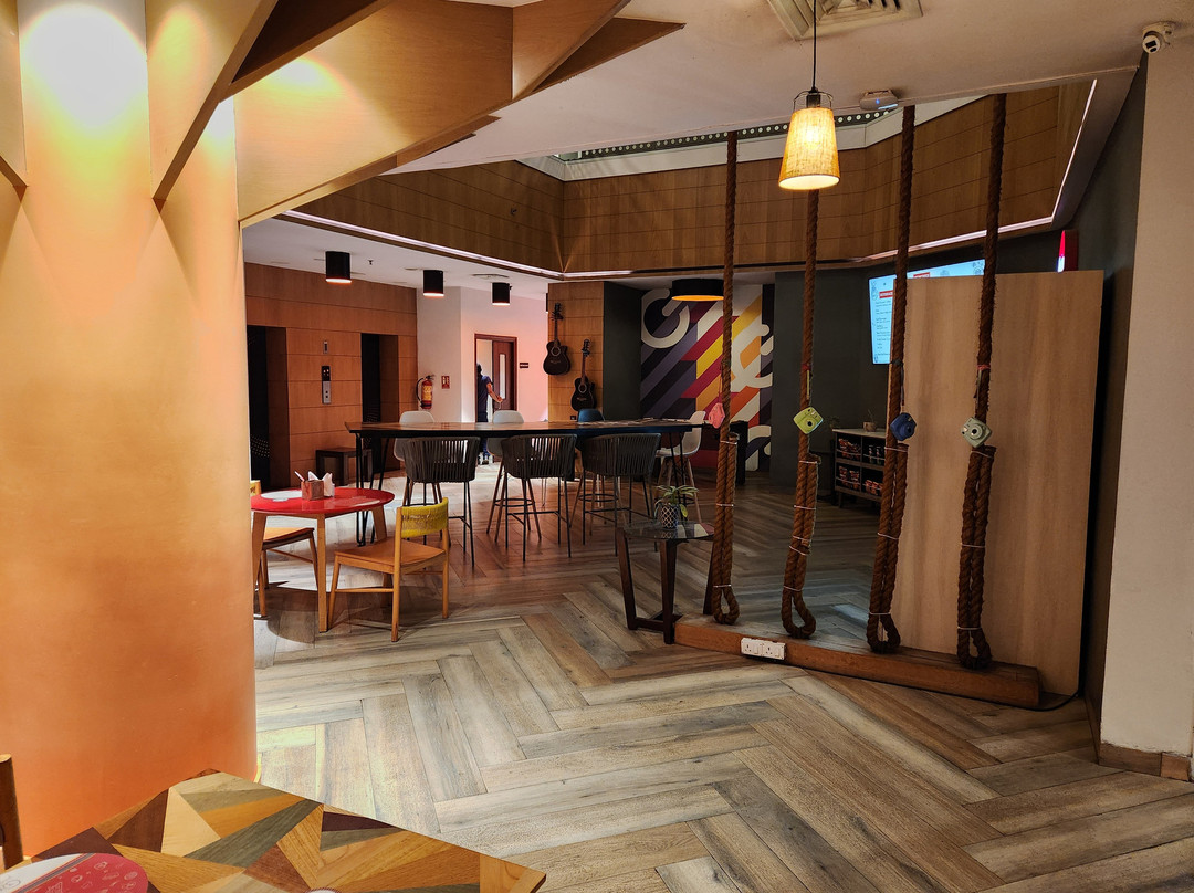 浦那瓦卡达金杰酒店主图