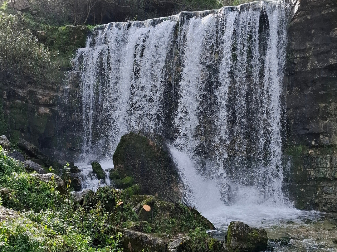 Cascata Da Fórnea景点图片