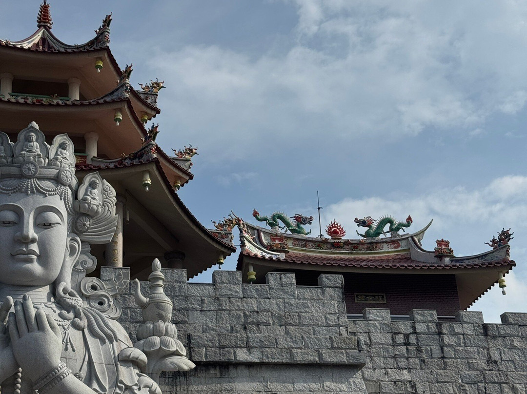 500 Lohan Temple-民丹岛必去景点