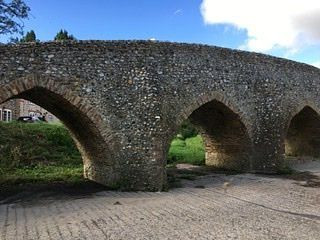 Moulton Packhorse Bridge景点图片