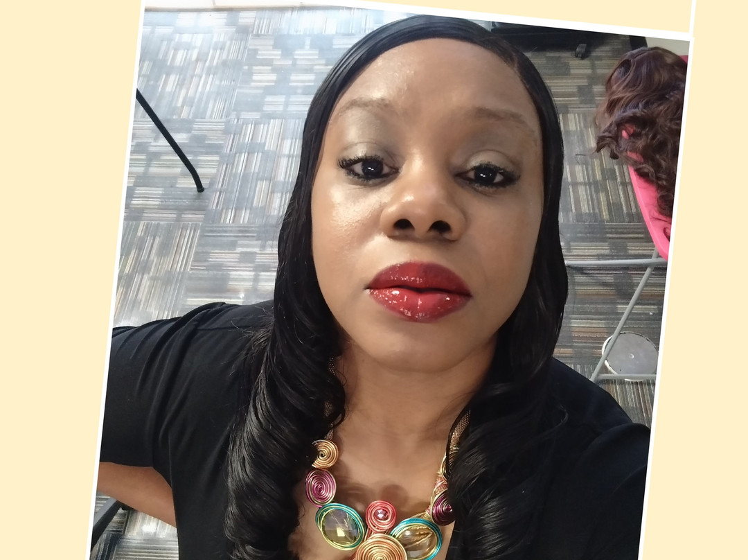 Optimismic Wigs And Gifts-West Saint Paul必去景点