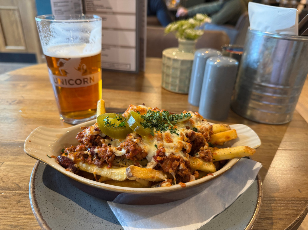 The Bridge End Hotel主图