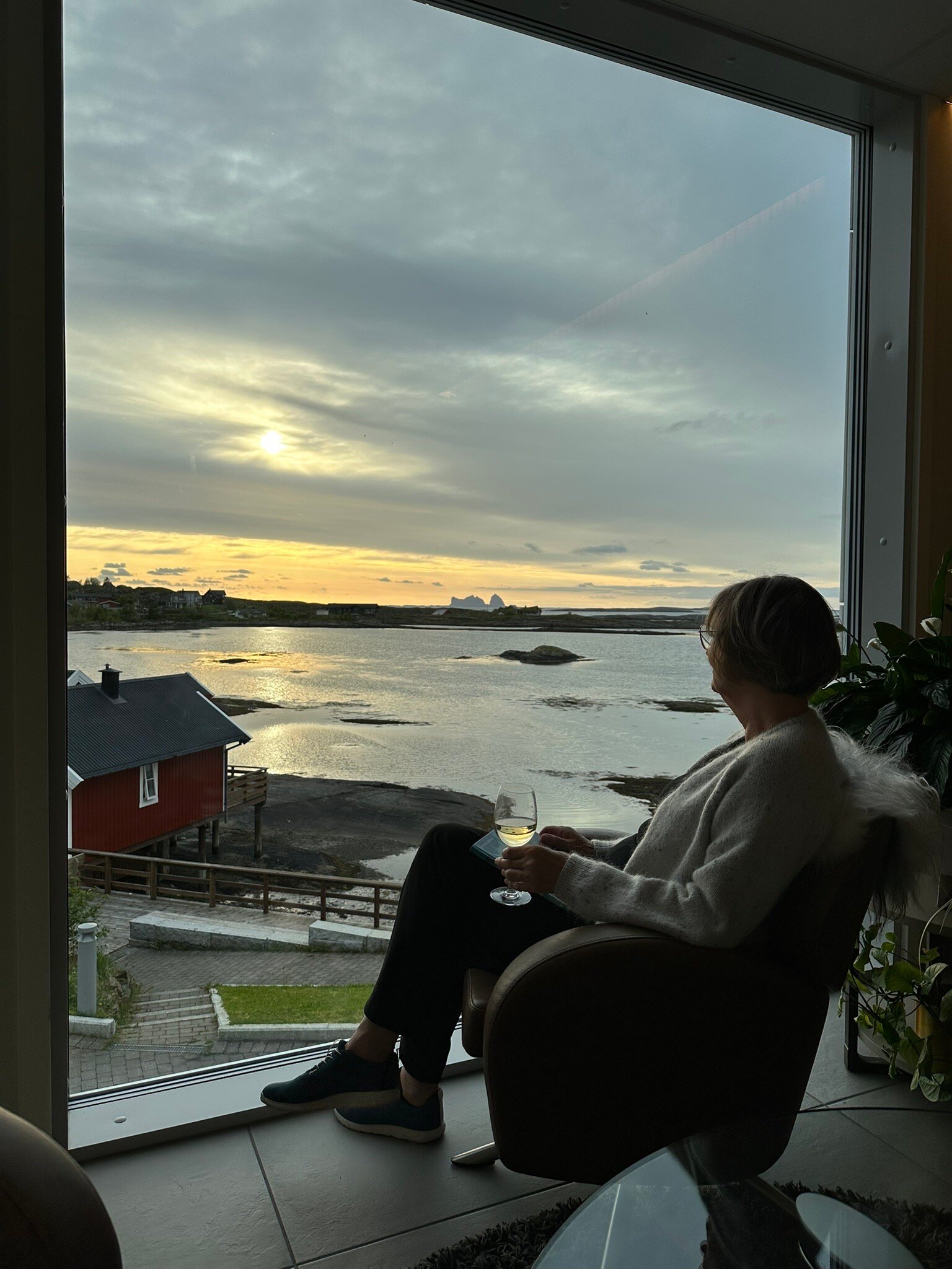Lovund Hotell-官方