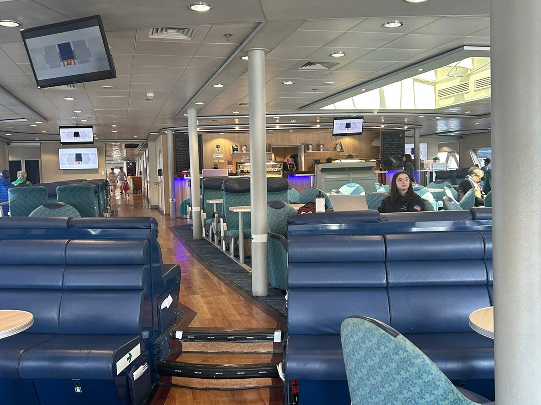 The CAT Ferry-巴港必去景点