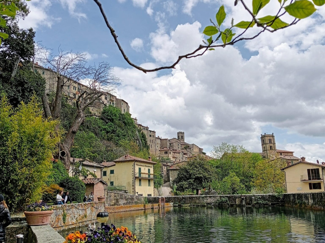 La Peschiera-Santa Fiora必去景点