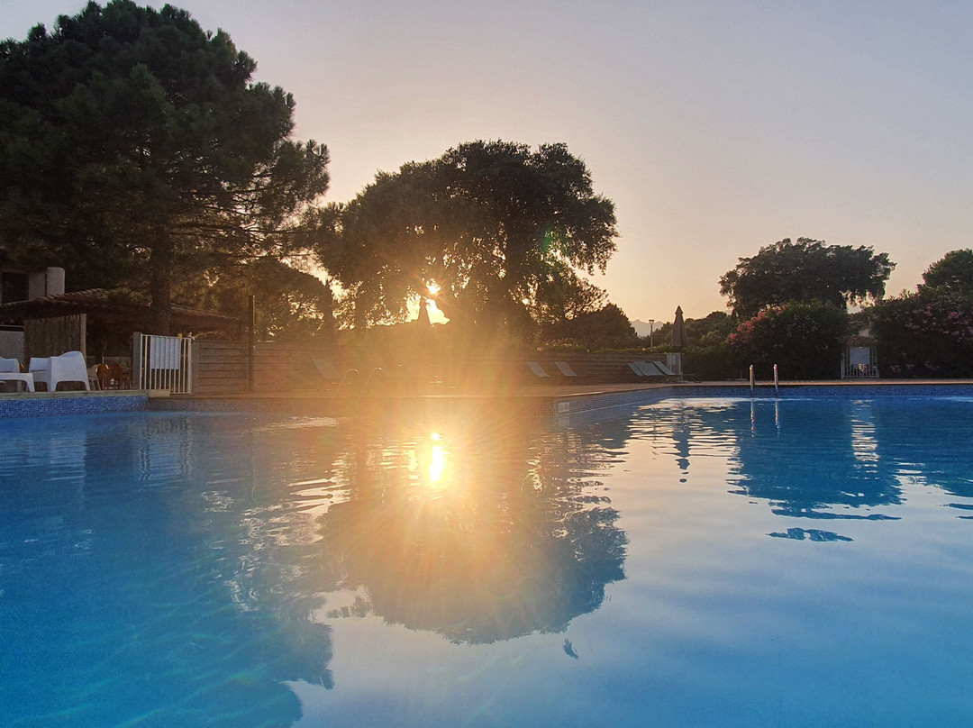 Plage de Cala Rossa-Lecci必去景点