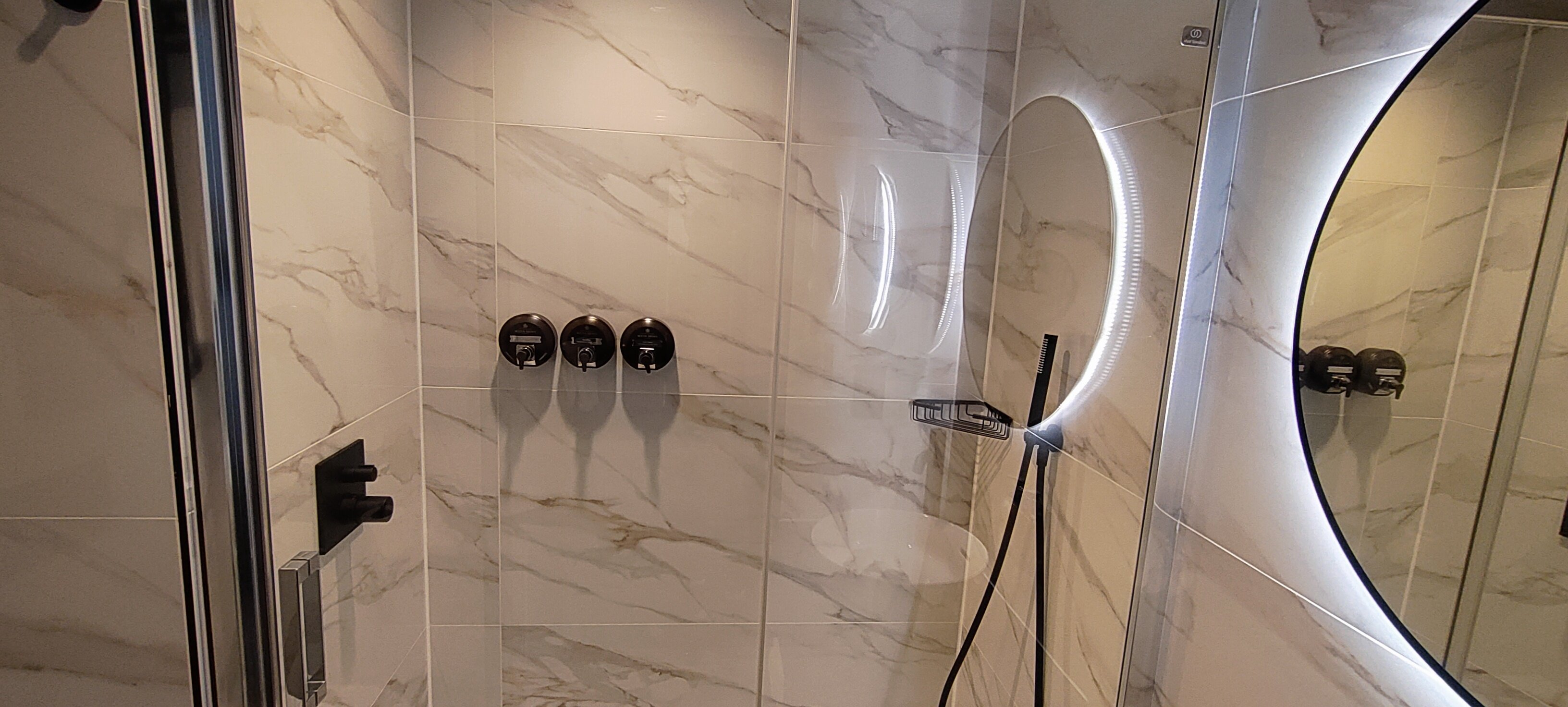 Tynecastle Park Hotel-浴室