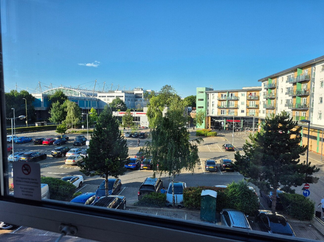 Travelodge Hatfield Central主图