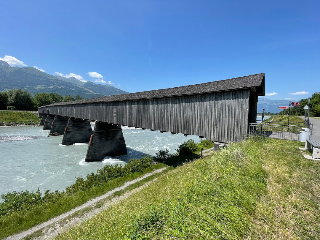 Alte Rheinbrücke Vaduz-Sevelen-瓦杜兹必去景点