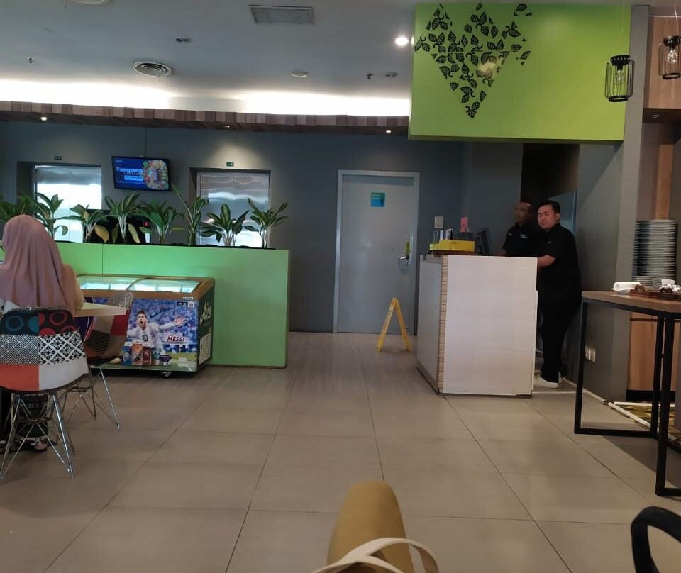 KHAS Gresik Hotel主图