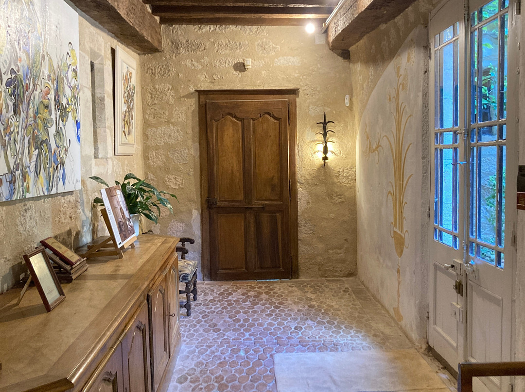 Chateau de Mauriac-Senouillac必去景点