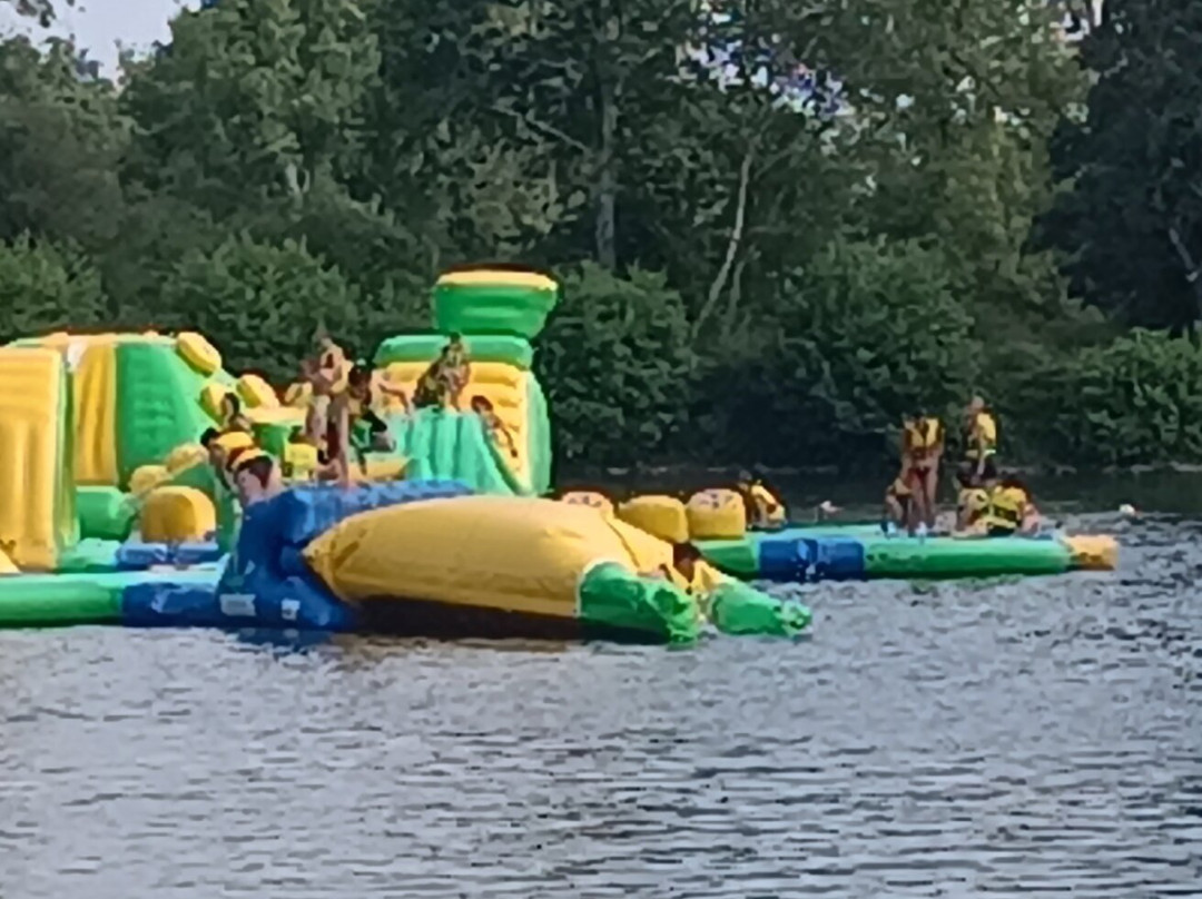 Le Grand Défi-Saint-Julien-des-Landes必去景点