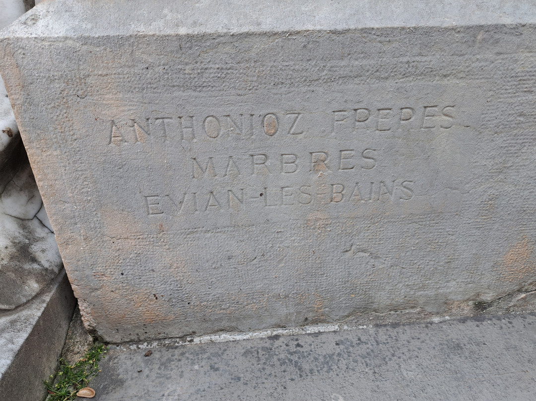 Monument Aux Morts-依云必去景点