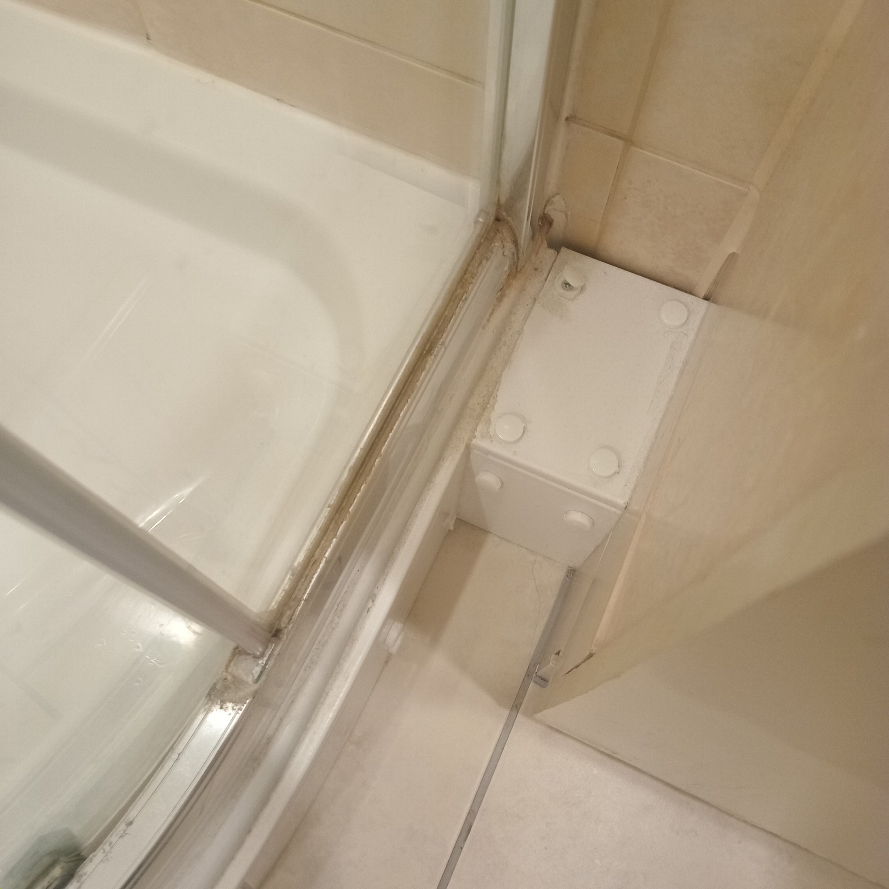 Ramada By Wyndham Cheltenham-官方