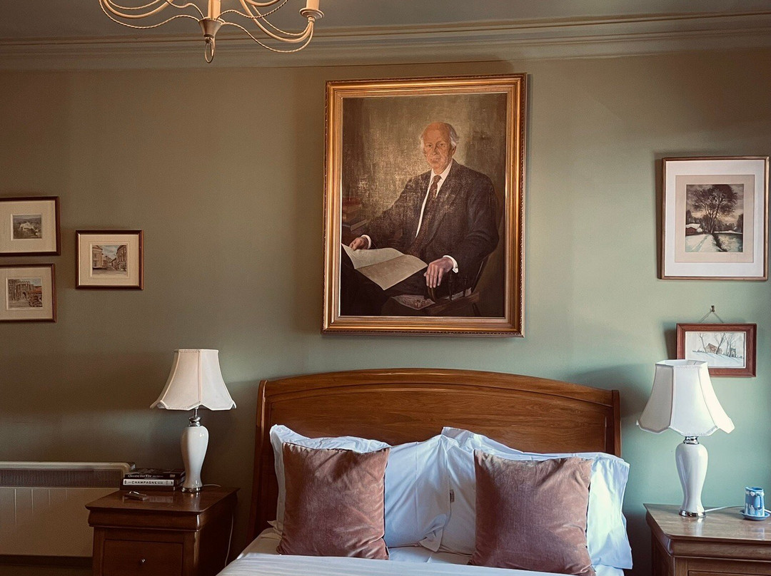 The King Alfred主图