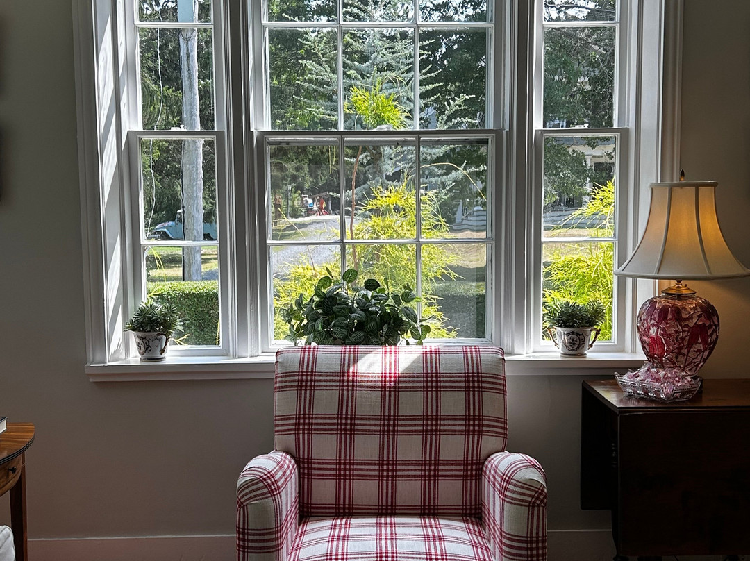 The Village Inn Cape Cod主图