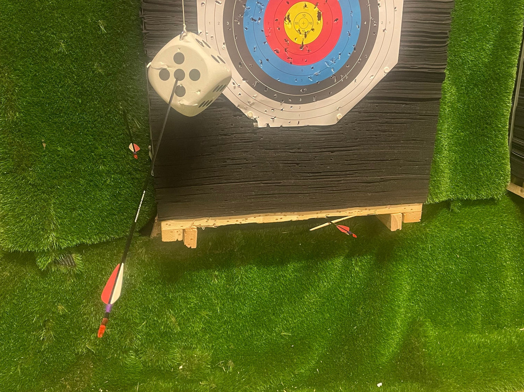 White Dragon Activity Centre-Bures必去景点