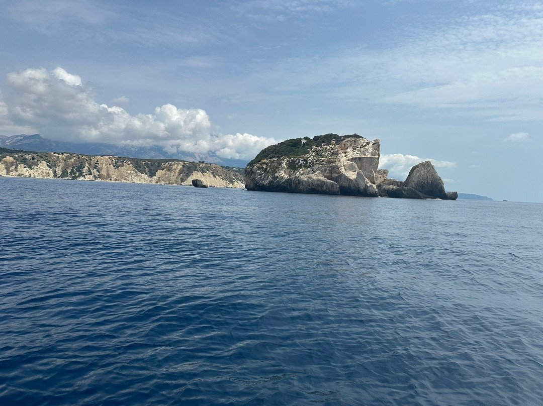 Escape Club-Lourdata必去景点