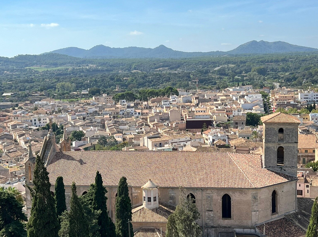 Iglesia Parroquial de la Transfiguracion del Senor-Arta必去景点
