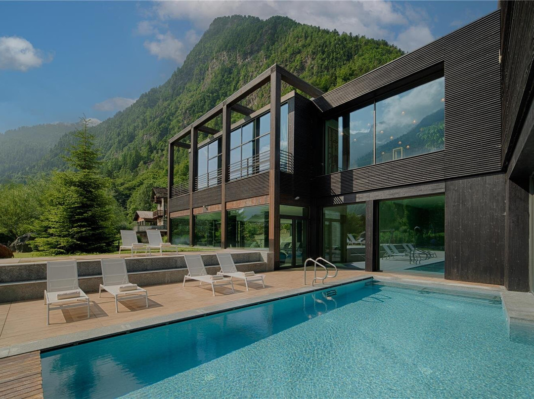 NH Collection Alagna Mirtillo Rosso主图