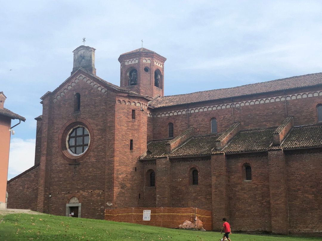 Abbazia Santa Maria di Morimondo-Morimondo必去景点