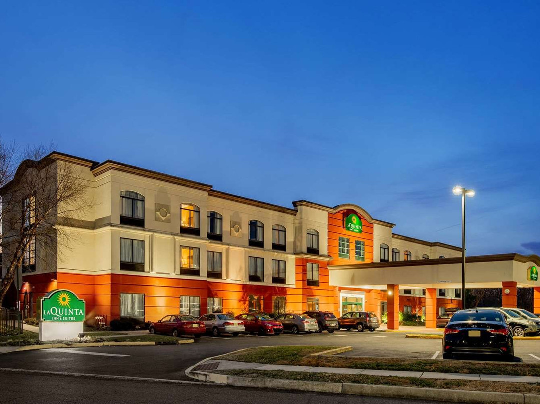 芒特劳雷尔酒店住宿-La Quinta Inn & Suites by Wyndham Mt. Laurel - Philadelphia