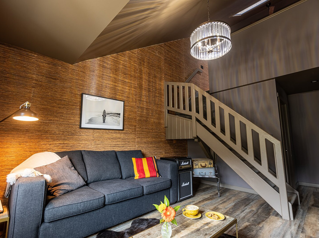 Creekside Villa主图