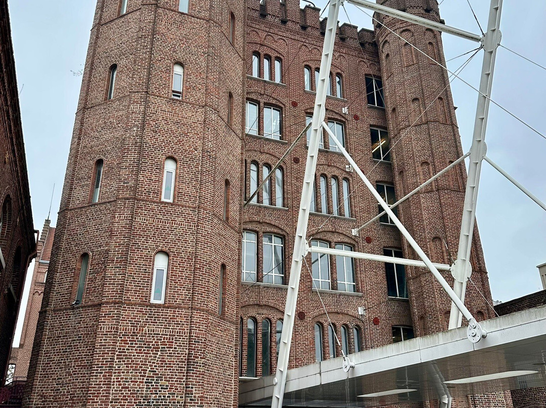 Archives nationales du monde du travail-鲁贝必去景点