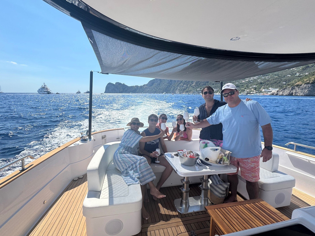 Powerboat Charter-那不勒斯必去景点