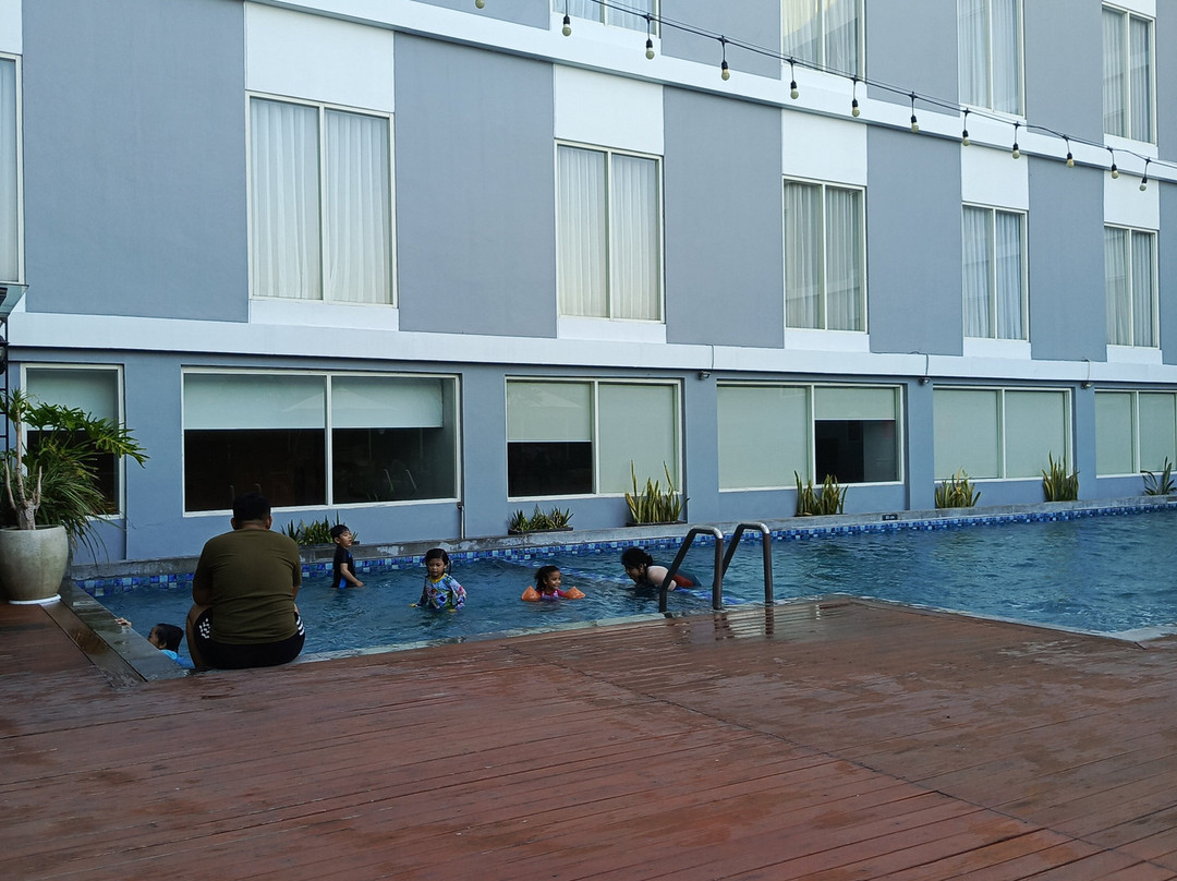 Ascent Premiere Hotel And Convention Pasuruan主图