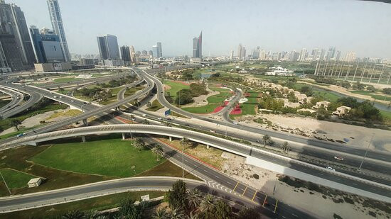 Taj Jumeirah Lakes Towers主图