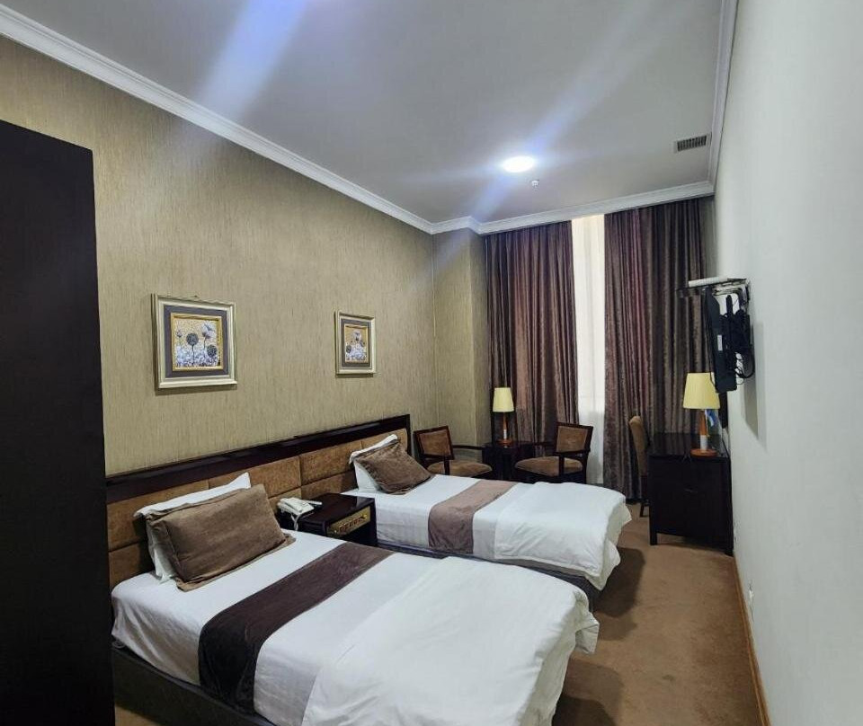 Hamkor Hotel
