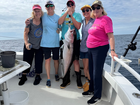 Charter Boat Distraction-橙色海湾必去景点