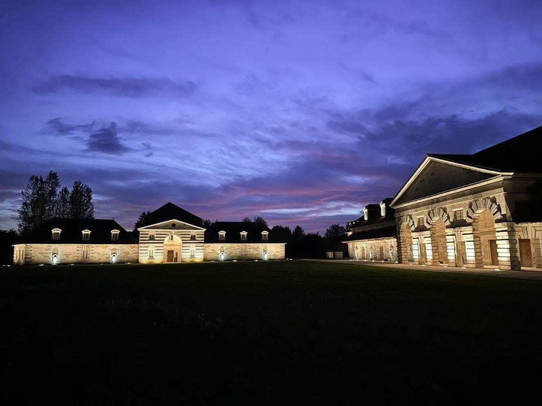 Rennes-sur-Loue酒店住宿-La Saline Royale