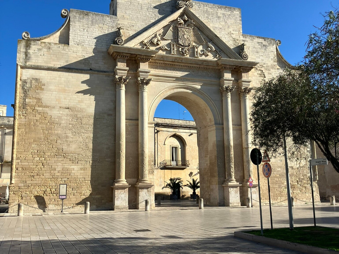 Porta Napoli-莱切必去景点