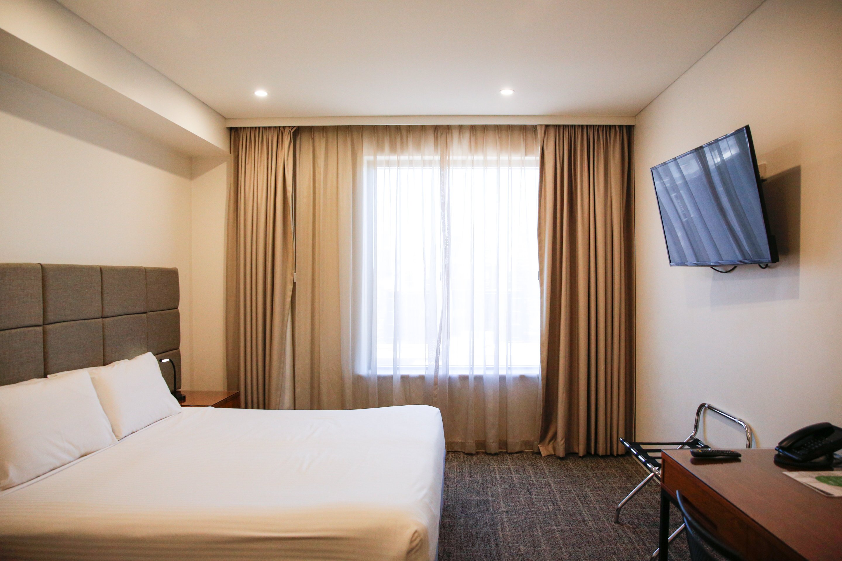 珀斯探索服务酒店-客卧