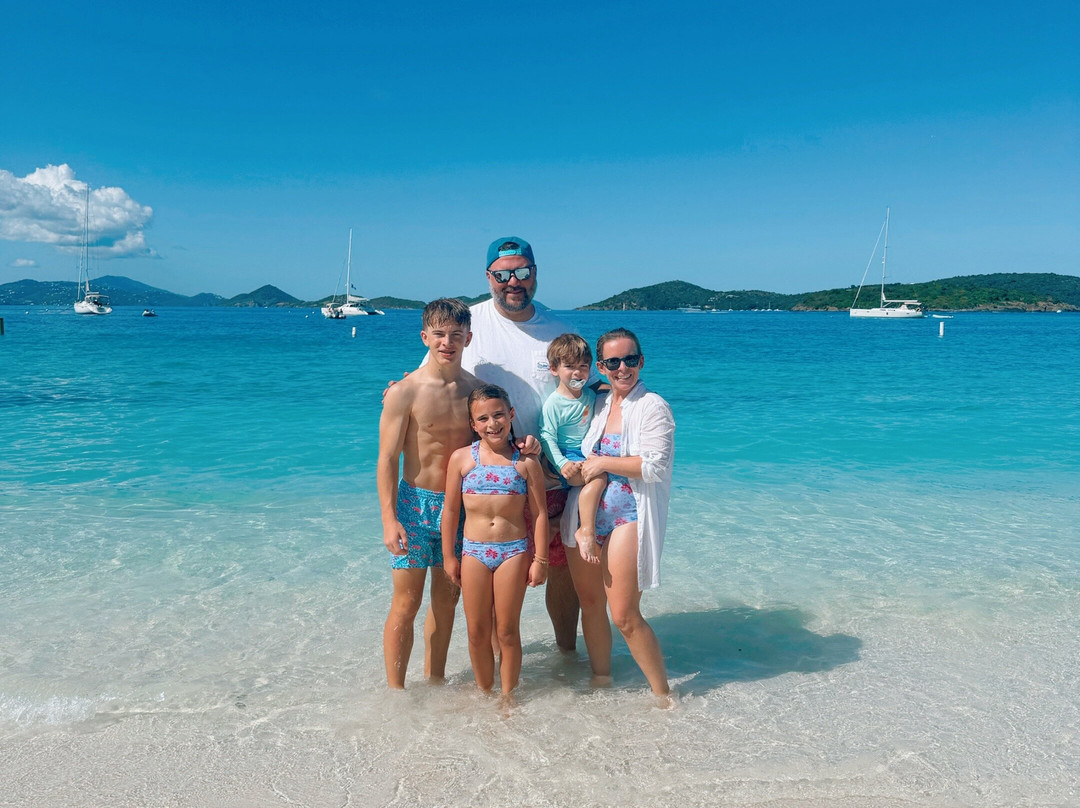 Sail With Liberty-圣 托马斯必去景点