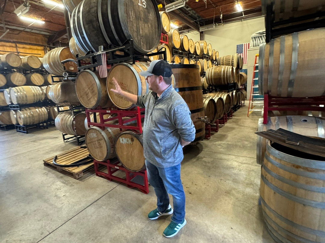 Ironroot Republic-丹尼森必去景点